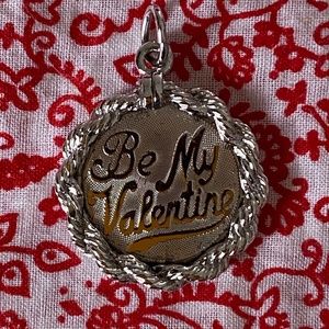 VTG l Elco l Sterling “Be My Valentine” Charm Pendant